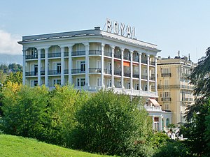皇家酒店（法语：Hôtel Royal (Aix-les-Bains)）