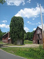 Barn along the Capoolong Trail and Kingstown Road Hunterdon Plateau HunterdonPlateauBarn.jpg