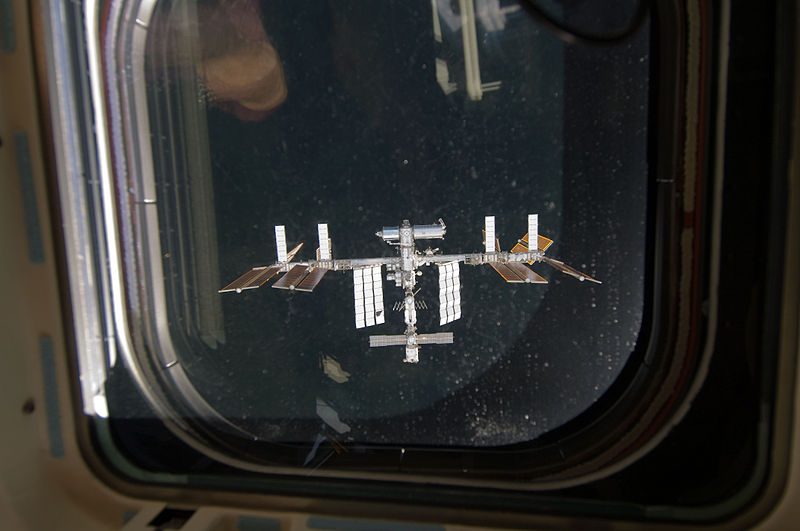 File:ISS from Endeavour before docking.jpg