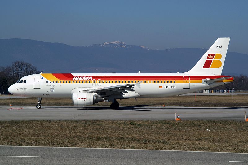 File:Iberia Airbus A320-214 EC-HQJ "Bosque de Muniellos" (21542575895).jpg