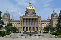 Iowa State House; Des Moines, Iowa; June 30, 2013.JPG