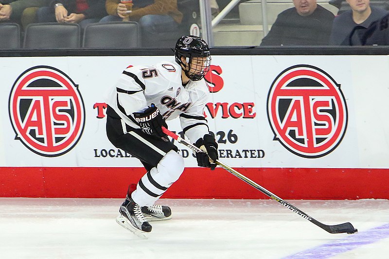 File:Jalen Schulz (22994472179).jpg