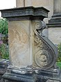 Jilemnice - hřbitov, hrobka rodiny Haklovy, detail
