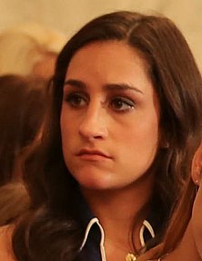 Jordyn Wieber USAGA Überlebende.jpg