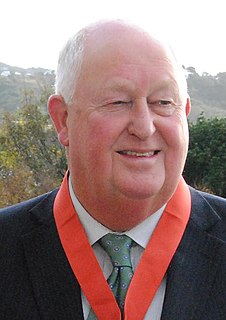 <span class="mw-page-title-main">Julian Smith (publisher)</span> New Zealand businessman