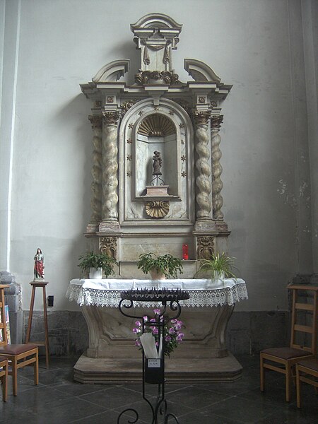 File:Jumet - Église Saint-Sulpice - autel Notre-Dame de Tongre.jpg