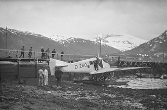 Junkers aircraft visiting Tromso in 1923, docked at the port in the city center Junkers D 260 in Tromso.jpg