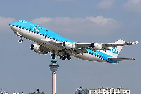 Tập_tin:KLM_Boeing_747-400_PH-BFL_departing_KUL_2013.jpg