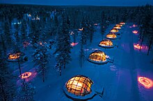 File:Kakslauttanen_Igloo_village.jpg