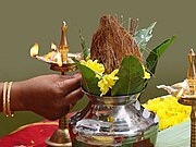 Mangala-kalasha voor puja ter ere van Lakshmi