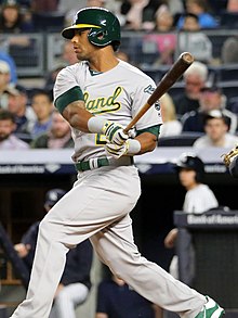 Khris Davis on April 21, 2016.jpg