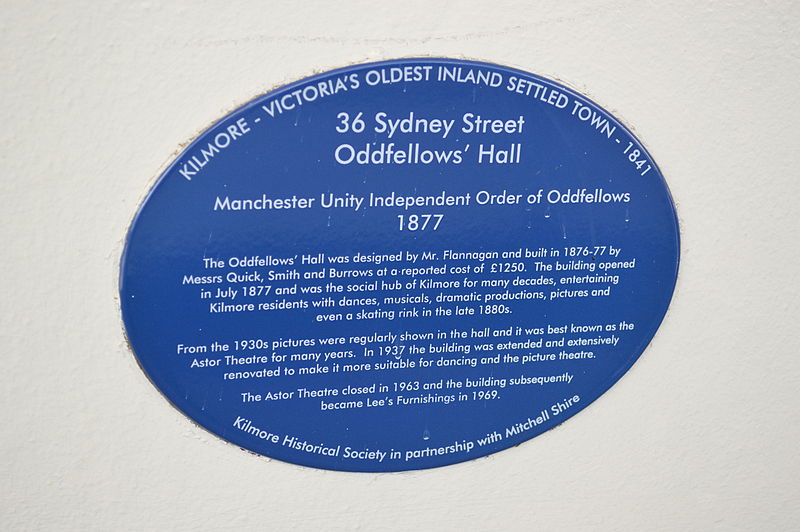 File:Kilmore Astor Theatre Blue Plaque.JPG