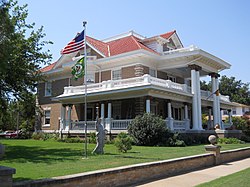 Knox-Hedges Mansion.jpg