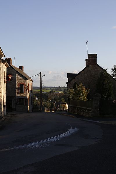 File:La Couyère − Rue.JPG