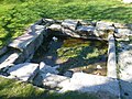 Le lavoir situé à proximité de la chapelle Saint-Philibert