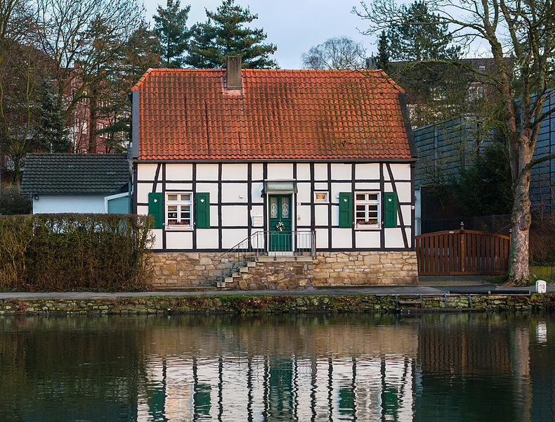 File:Leinpfad 1 Mülheim Baudenkmal 2013.jpg