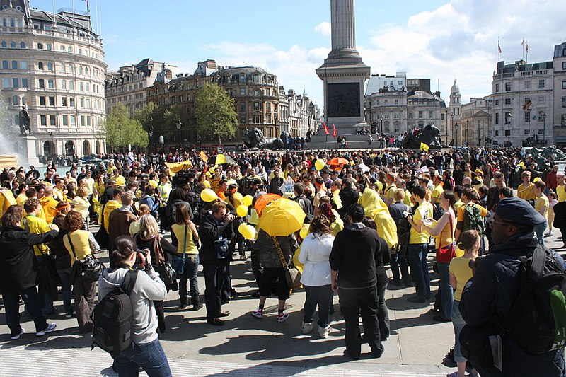 File:Lib Dem Trafalgar Square Flashmob (4581390377).jpg