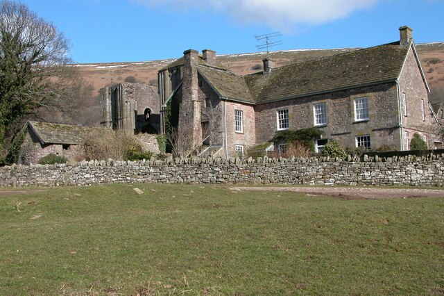 Image: Llanthony Priory Hotel   geograph.org.uk   133970