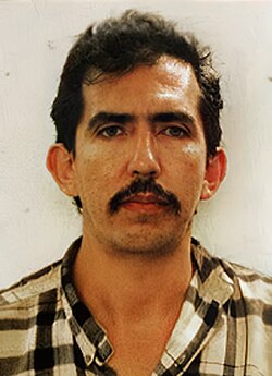 Snímek pořízený v dubnu 1999 při zatčení kolumbijskou policií