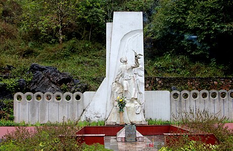 Mộ Kim Đng, Cao Bang.JPG