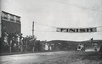 Les Murphy (MG P Type) takes the flag to win the 1935 Australian Grand Prix MG P Type of Les Murphy 1935.jpg