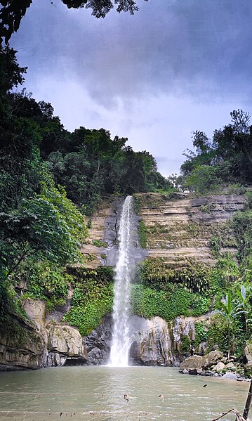 File:Madhabkunda Waterfalls.jpg
