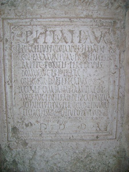 File:Martos - Lápida romana K01.jpg
