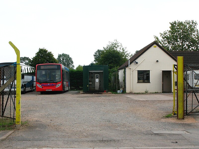 File:Minehead Webberbus depot WA09FHJ.jpg