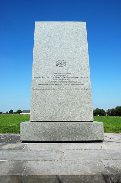 File:Monument aux troupes britanniques et hanovriennes 01.JPG