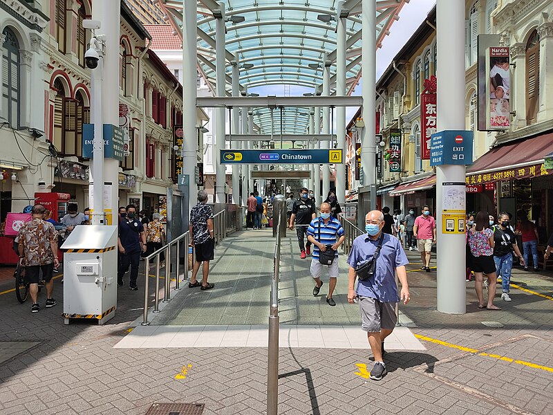 File:NE4 DT19 Chinatown MRT Exit A Pagoda Street (new signage) 20220109 130757.jpg