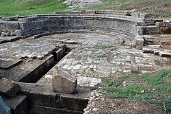 Az i. sz. 1. századi kút (fontana) romjai