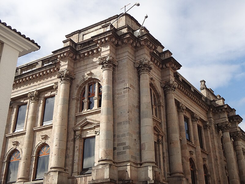 File:Palacio de la Vicepresidencia, Quito (exterior) pic. a1.JPG