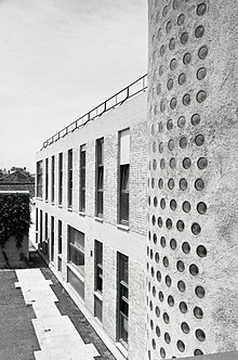 Building of the Stazione Sperimentale del Vetro photographed by Paolo Monti in 1962 Paolo Monti - Servizio fotografico (Venezia, 1962) - BEIC 6328684.jpg