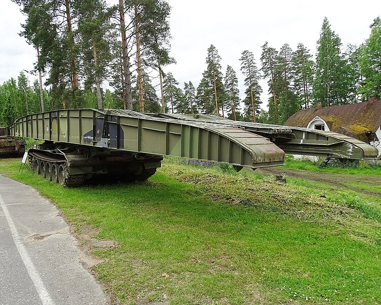 File:Parola Tank Museum 193 - T-55 MTU-20 (37682187185).jpg