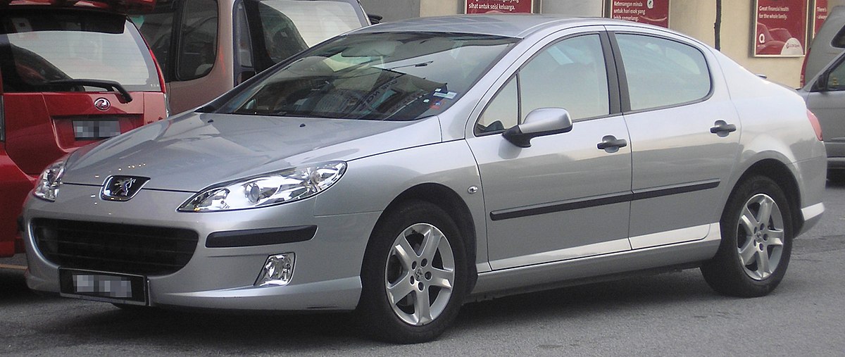 Archivo:Peugeot 407 (first generation) (rear), Serdang.jpg