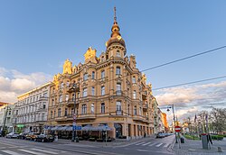 Tenement at 1 Freedom Square