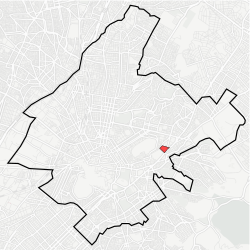 Kaupungin kartta, jossa Plateía Mavíli korostettuna.