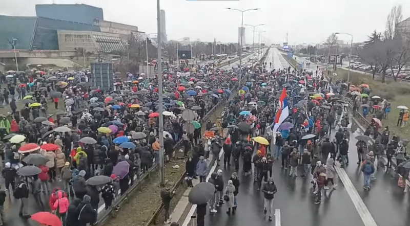 File:Protests in Belgrade, 11 December.png