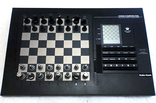 1990s pressure-sensory chess computer with LCD screen