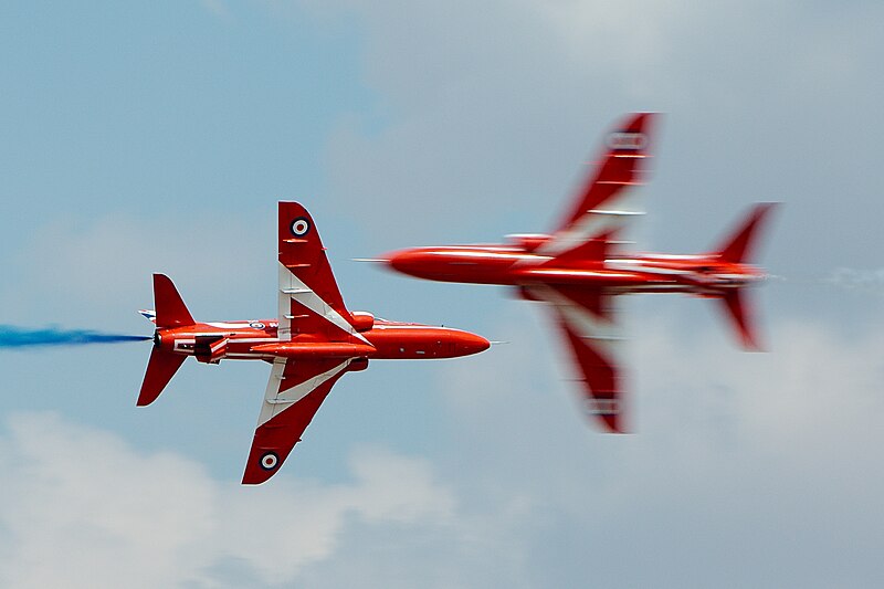 File:Red Arrows - RIAT 2018 (30148333638).jpg