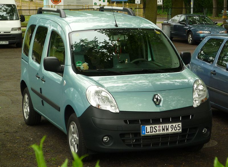 File:RenaultkangooII-sł.jpg