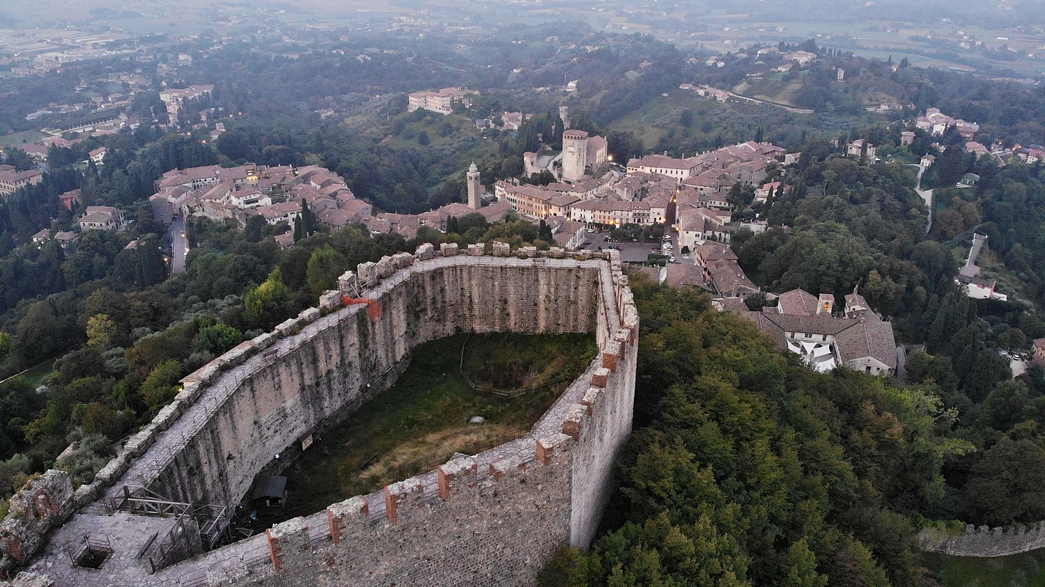 Asolo Wikiwand