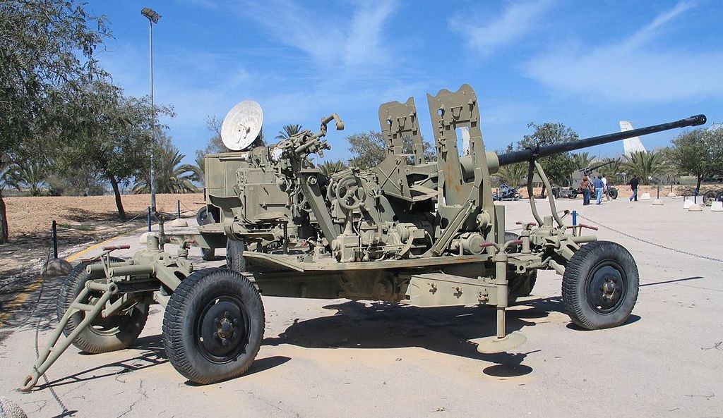 https://upload.wikimedia.org/wikipedia/commons/thumb/7/7b/S-60-57mm-hatzerim-2.jpg/1024px-S-60-57mm-hatzerim-2.jpg