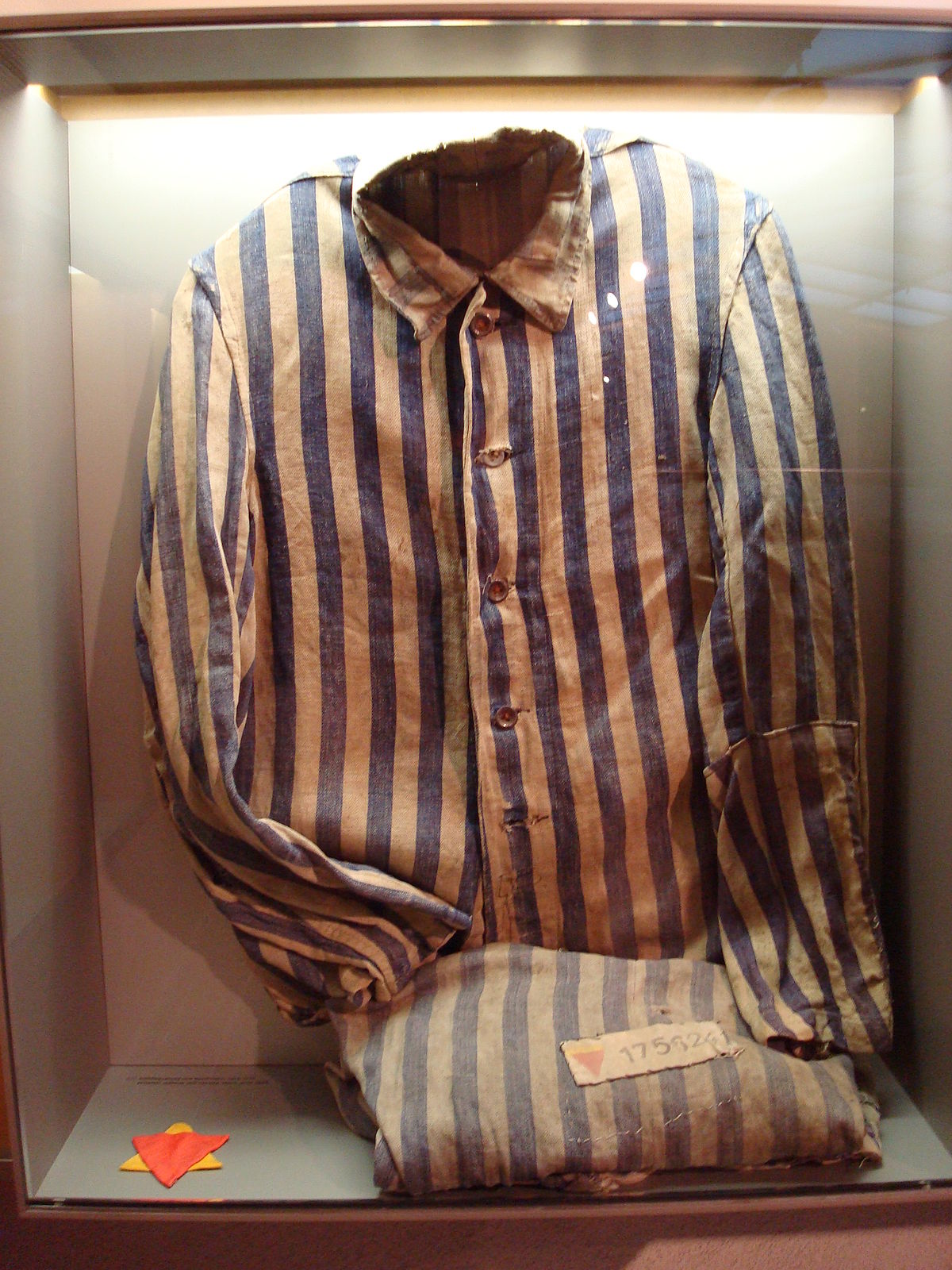 El niño con el pijama de rayas - Wikipedia, la enciclopedia libre