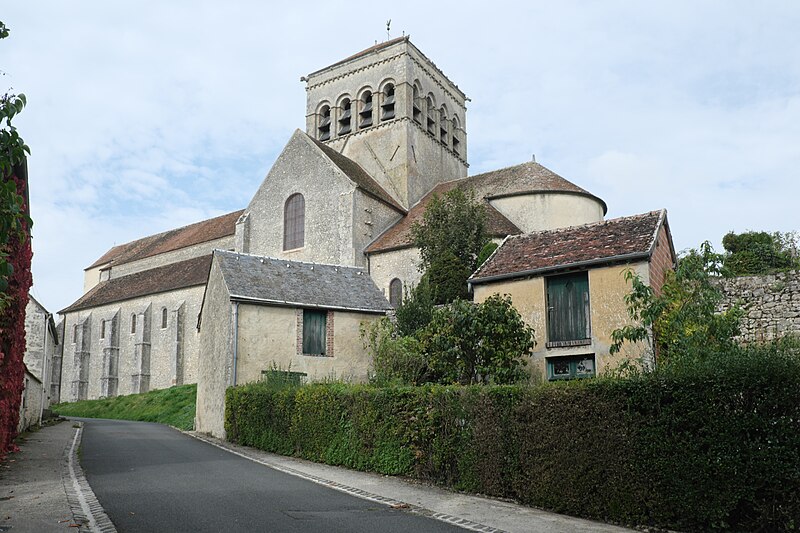 File:Saint-Loup-de-Naud (77) Église Saint-Loup 142.jpg