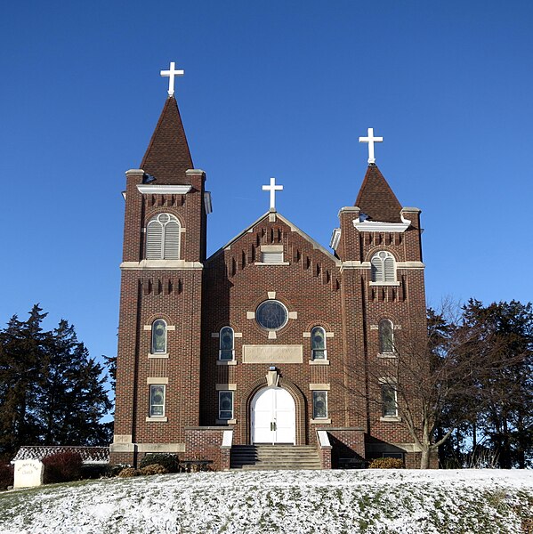 File:Saints Peter and Paul Catholic Church (Solon, Iowa) - exterior.jpg