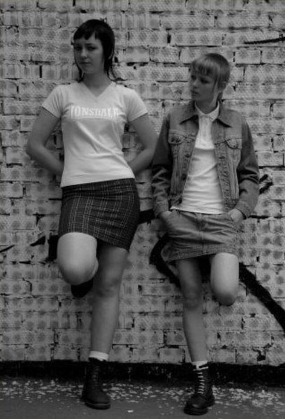 Skinhead women with straight-cut fringes in Portugal in 2008