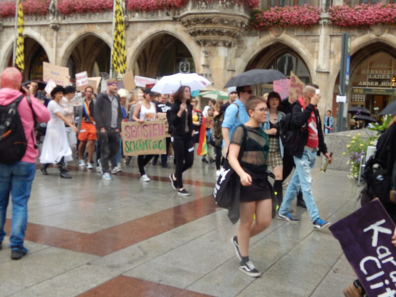 File:Slut Walk München 2018 54.jpg