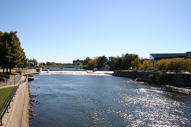 The St. Joseph River flows through downtown South Bend, Indiana. The abrupt turn of the river gives the city its name.
