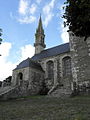 L'église paroissiale Saint-Pierre, porche sud et clocher